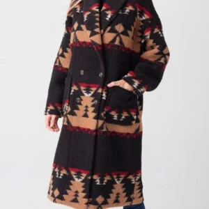 Kelly Reilly Yellowstone S05 Black Printed Coat